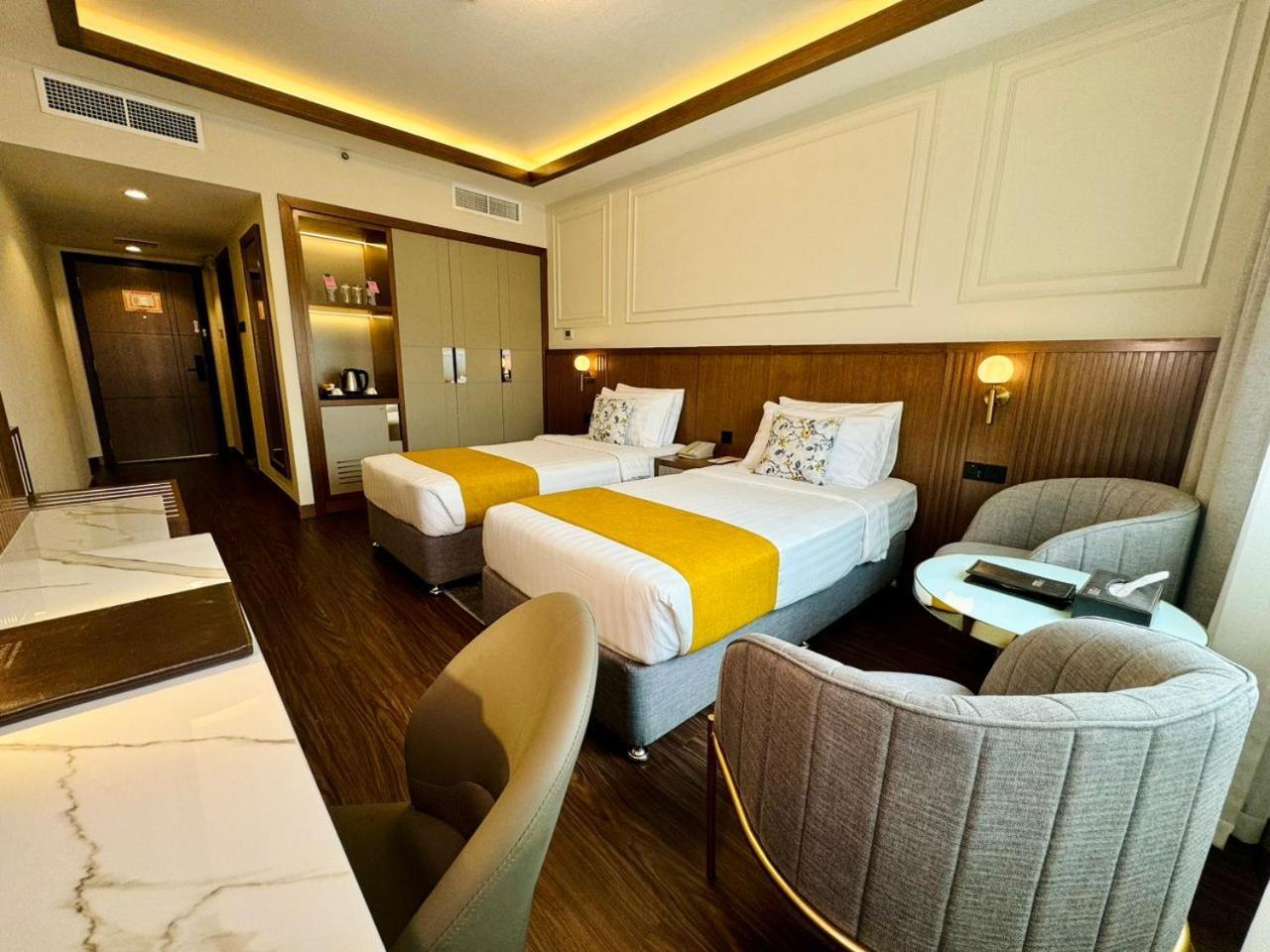 Fortune Plaza Hotel, Dubai Airport Exterior photo