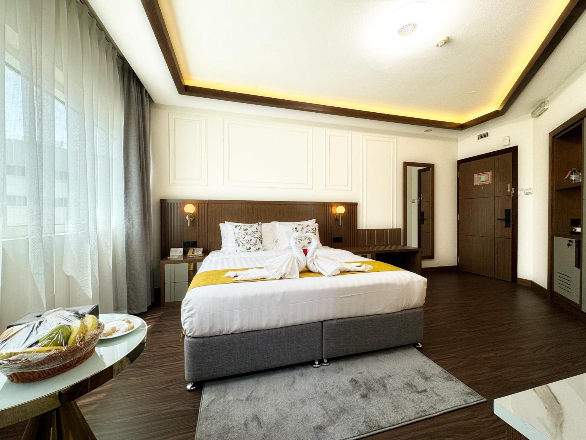 Fortune Plaza Hotel, Dubai Airport Exterior photo