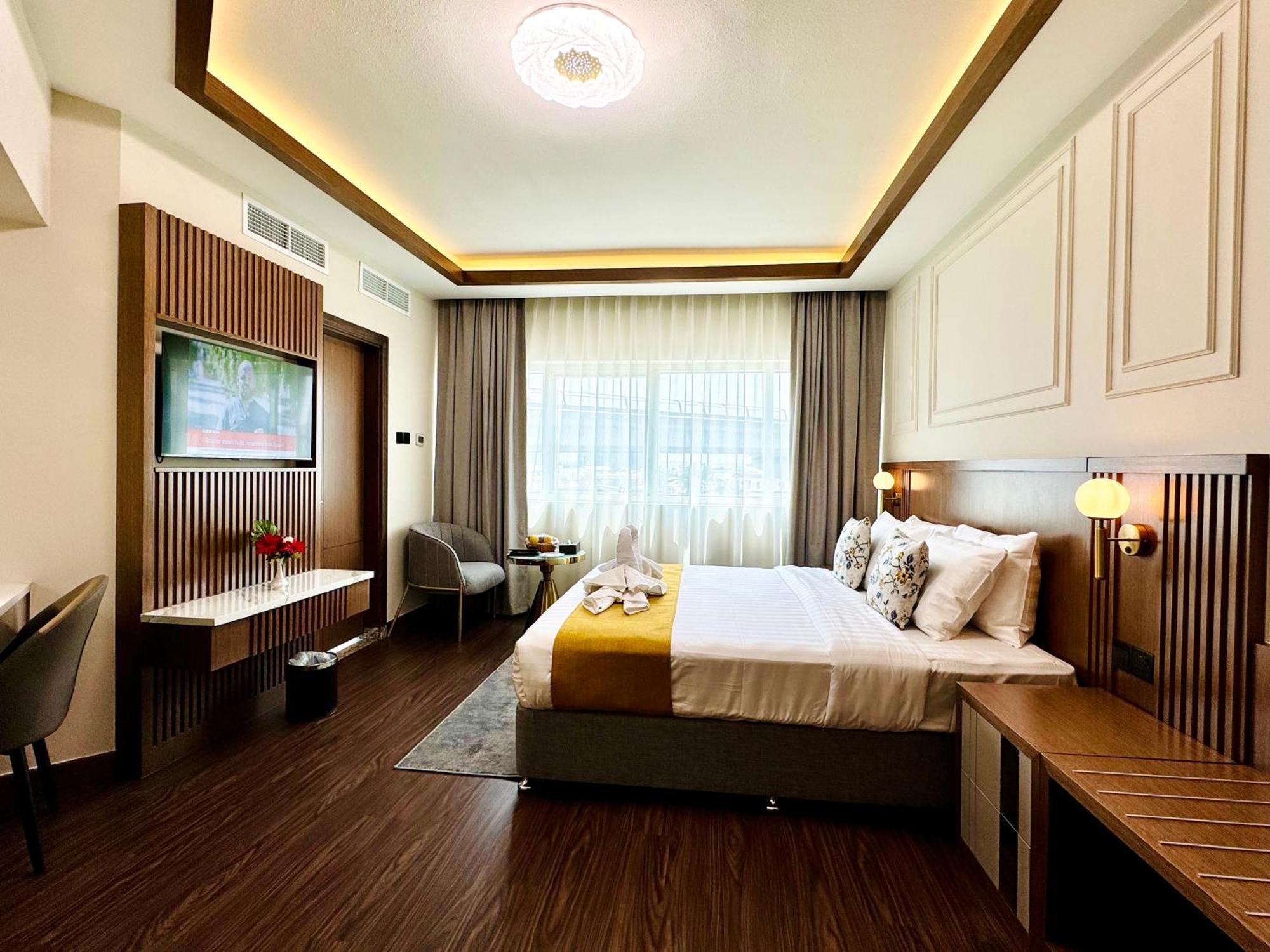 Fortune Plaza Hotel, Dubai Airport Exterior photo