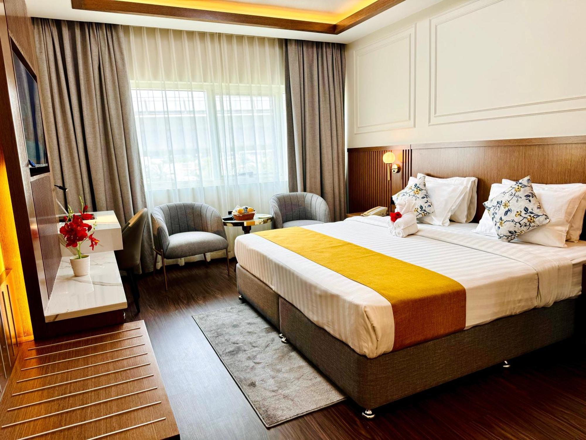 Fortune Plaza Hotel, Dubai Airport Exterior photo