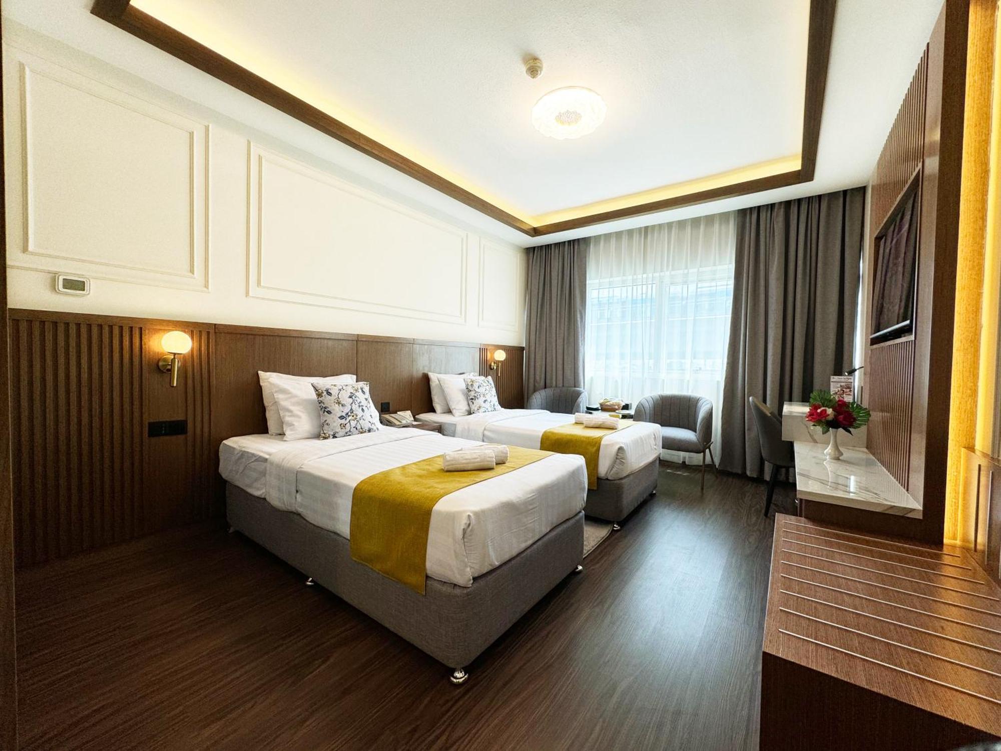 Fortune Plaza Hotel, Dubai Airport Exterior photo